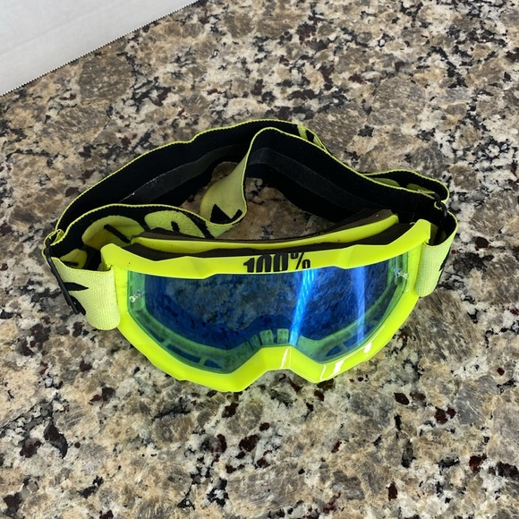 100% Accuri Goggles - Flo Yellow Adult Motorcycle Ski Sled Snowboard - Picture 2 of 6